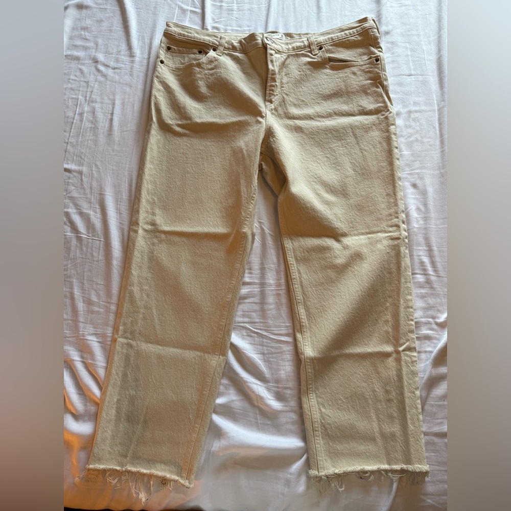 Abercrombie Mid Rise 90s Straight Jean